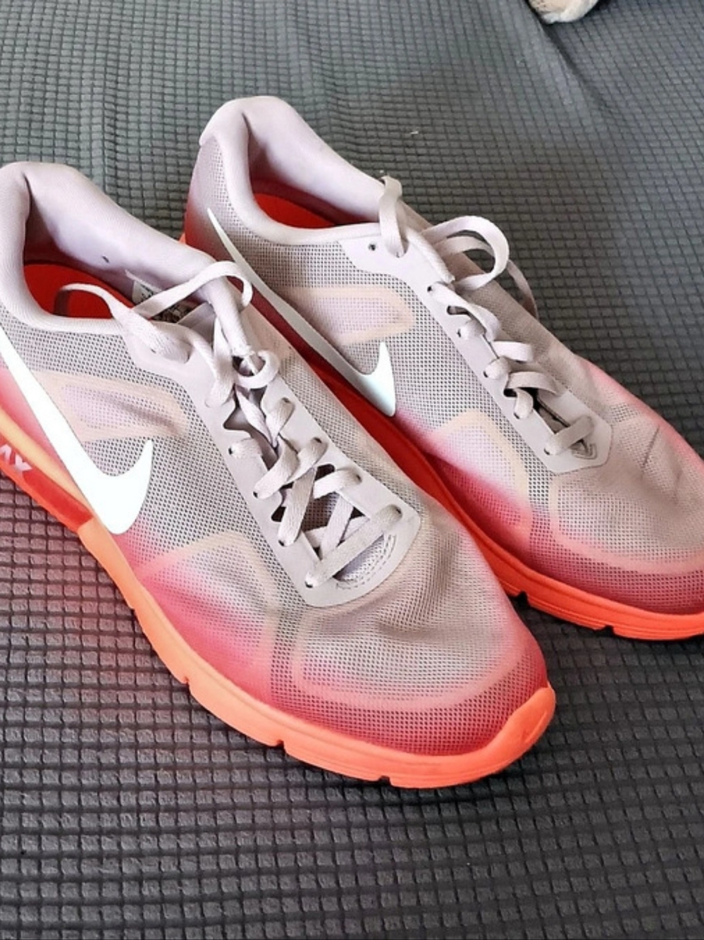 Nike Air Max Athletic Shoes Orange & White US 9.5